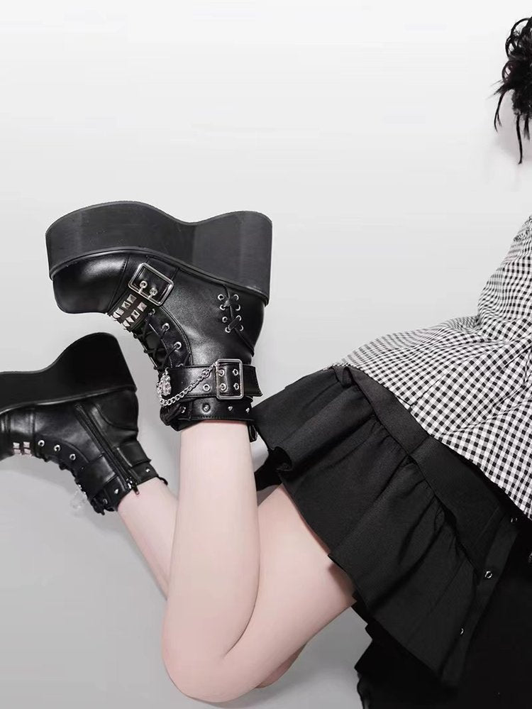Black_studded_ankle_boots_alternative_darkwear_women_side_buckle_and_chain_hardware_detail